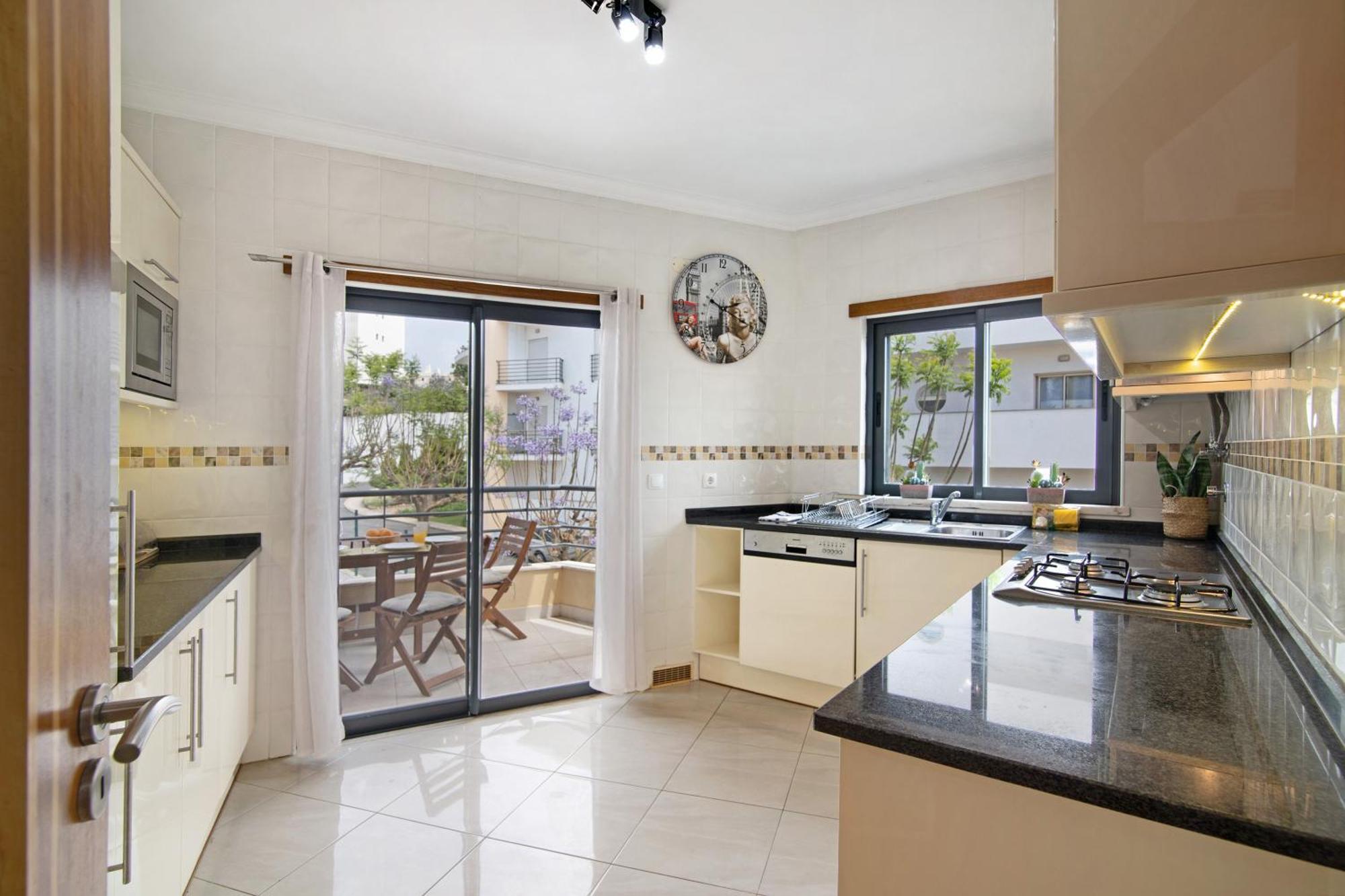 Flat With Pool Marina And Sea View Apartment *